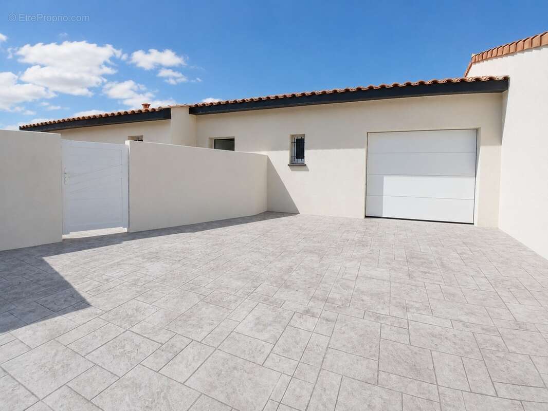 Villa contemporaine de plain-pied avec piscine et vue panoramique dans un environnement calme - photo 4
