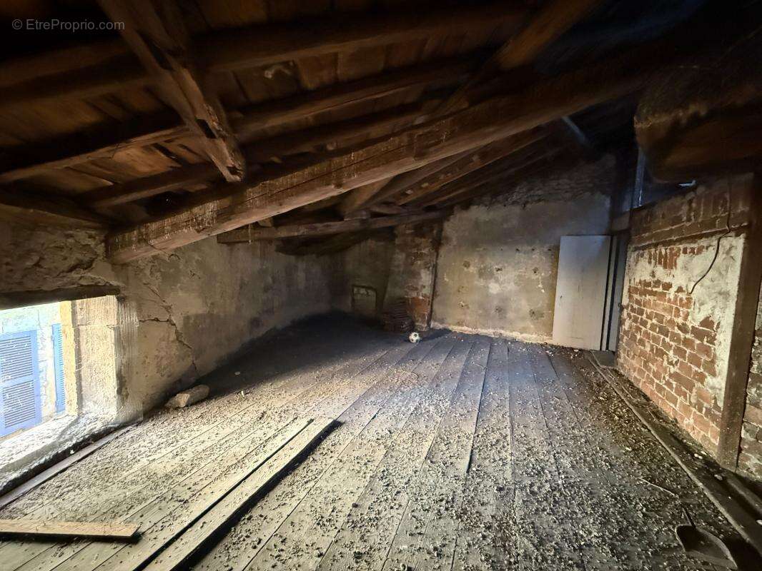 Appartement à L&#039;ARBRESLE