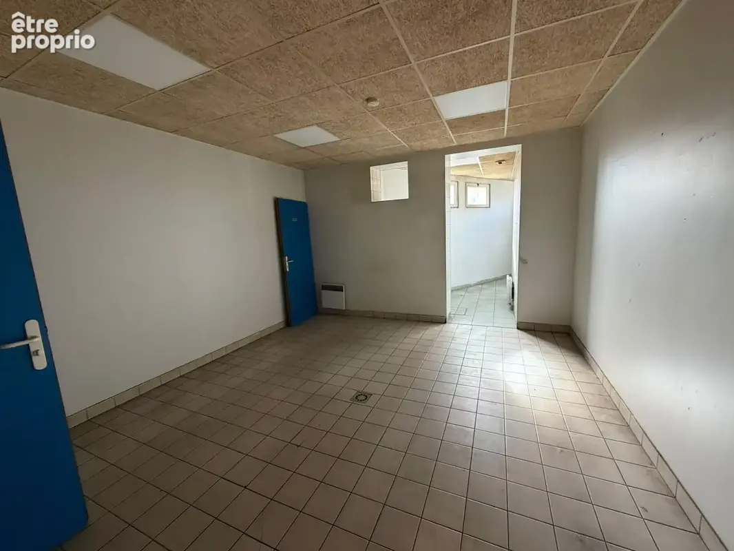 Vente ensemble immobilier industriel de 3 660 m2, sur terrain de 21 181 m2 LURE - photo 28