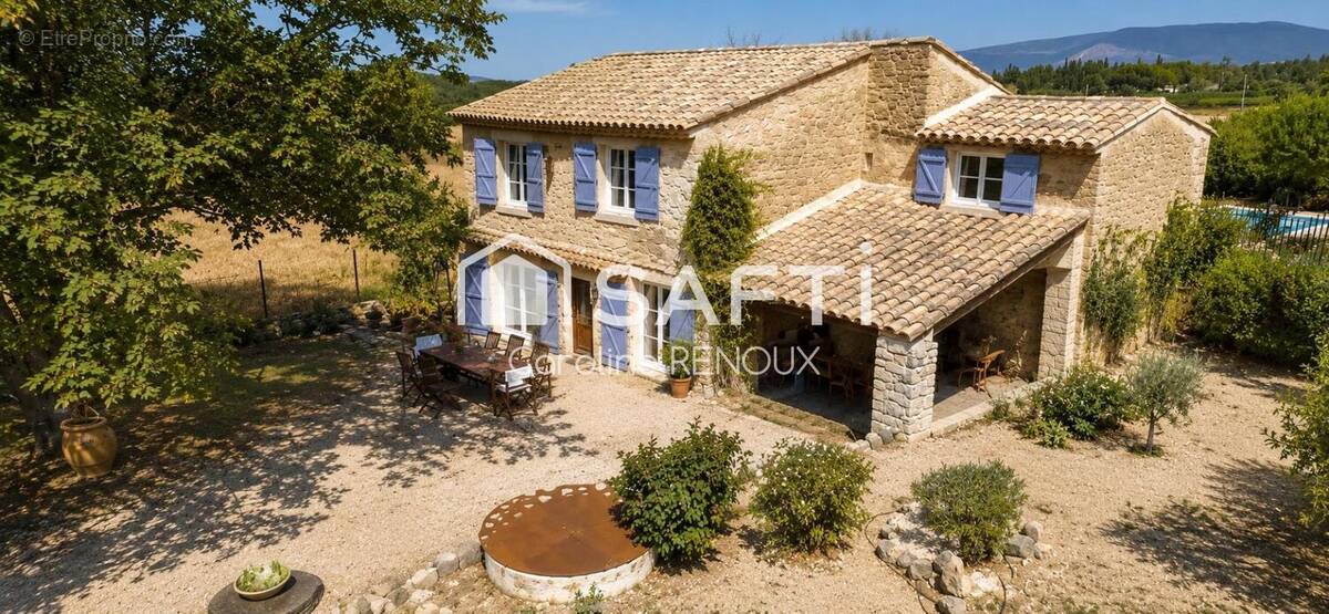 Maison 124 m² à Cucuron  - photo 1