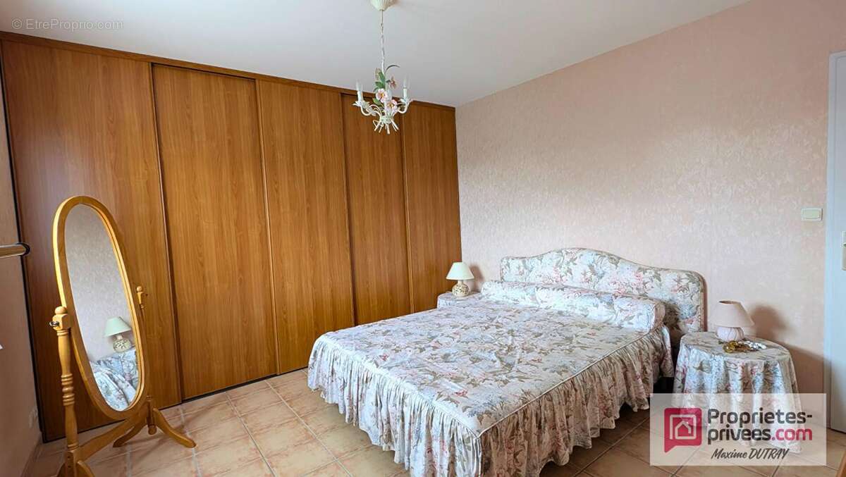 Maison à CHATEAU-RENAULT