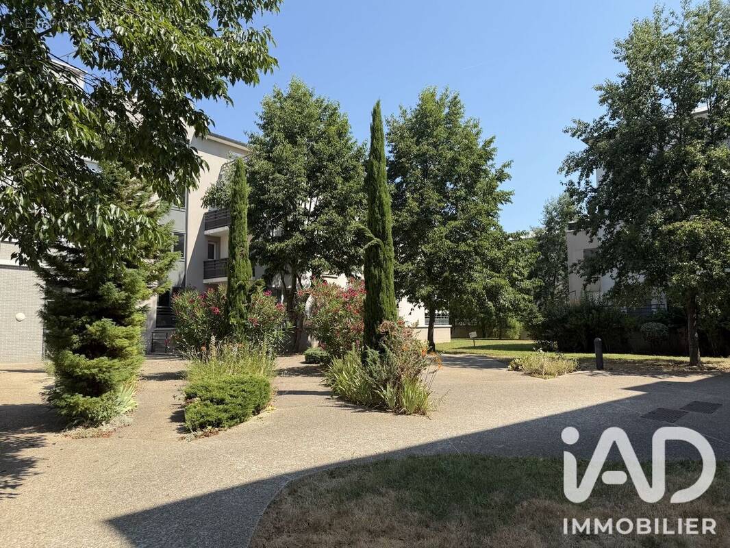 Photo 1 - Appartement à VILLENEUVE-LE-ROI