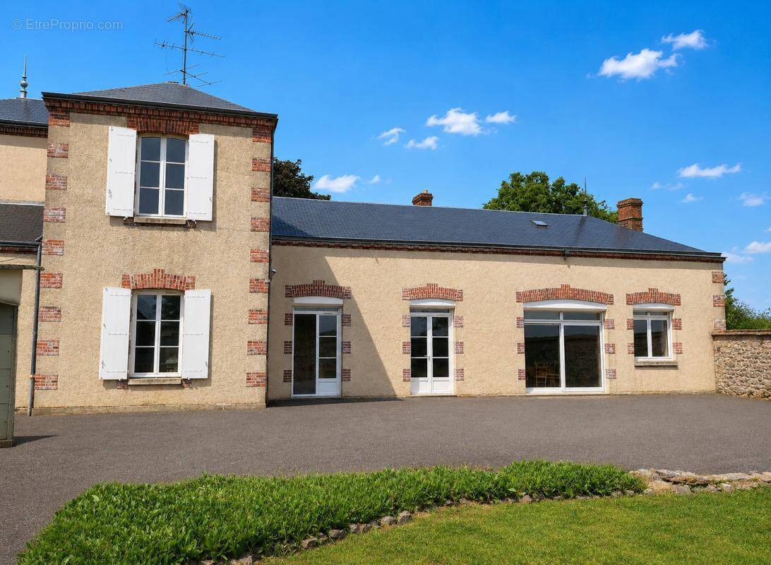 Maison à CHARTRES