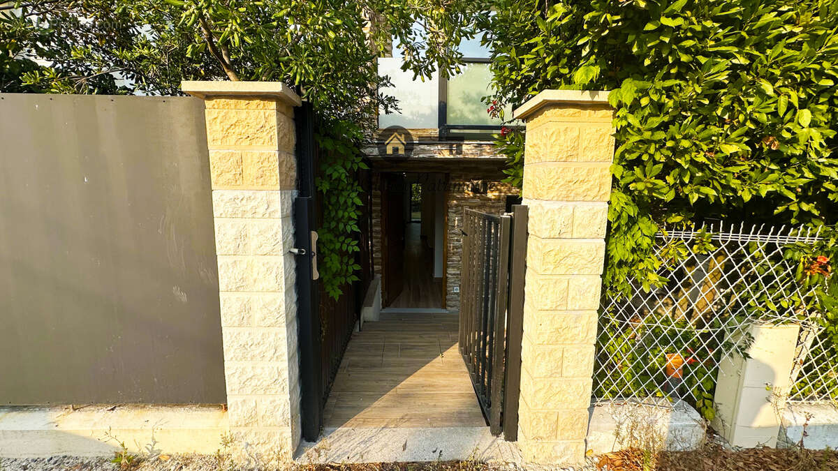 Maison entierement rénovée - climatisée - 110 m2 - jardin - photo 2