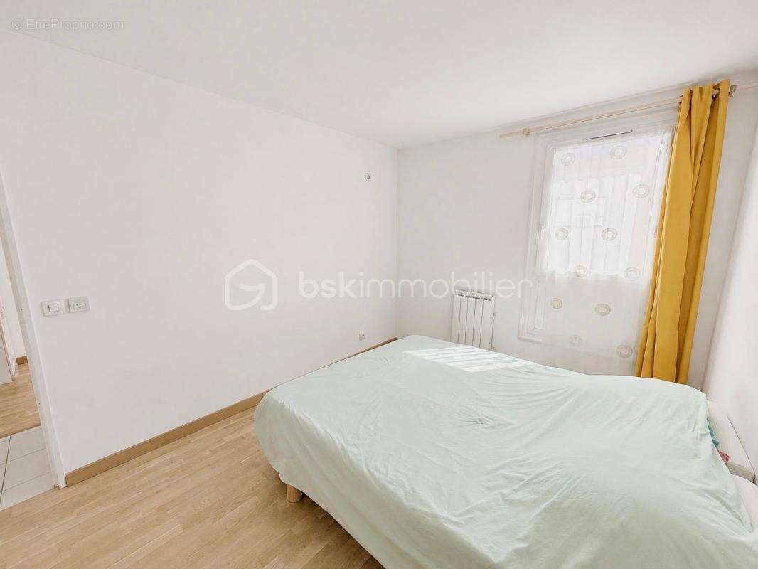 Appartement à MOUANS-SARTOUX