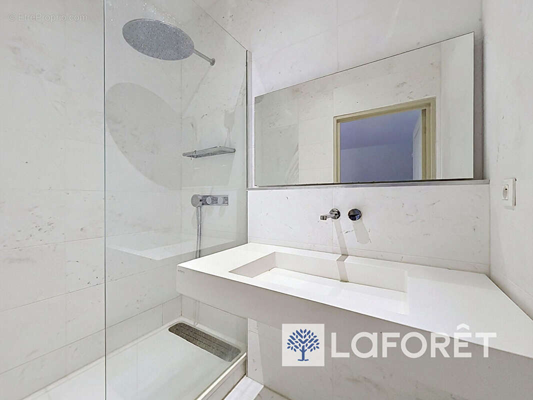 Appartement à CHAMPAGNE-AU-MONT-D'OR