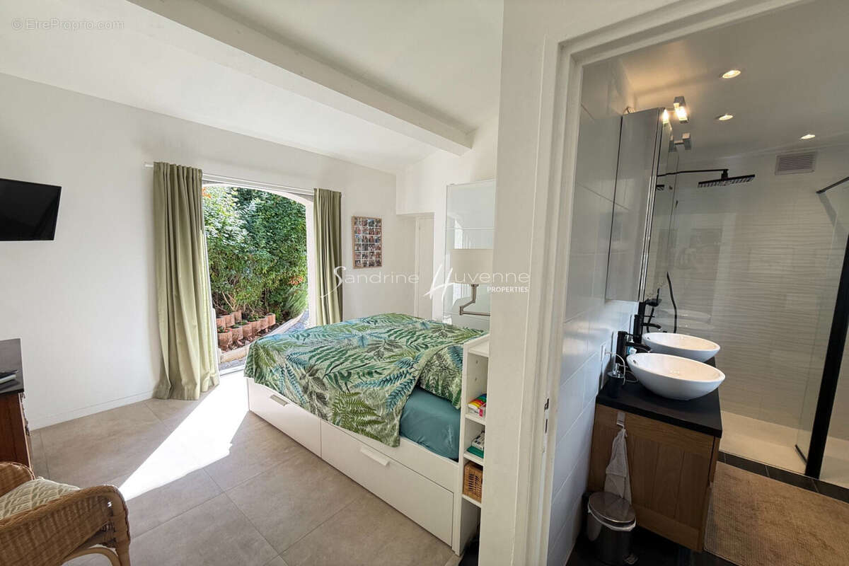 Maison à CAVALAIRE-SUR-MER