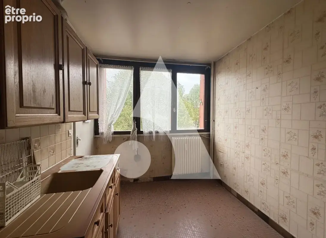 Exclusivité : Appartement de 4 pièces principales en limite d'Enghien - photo 4