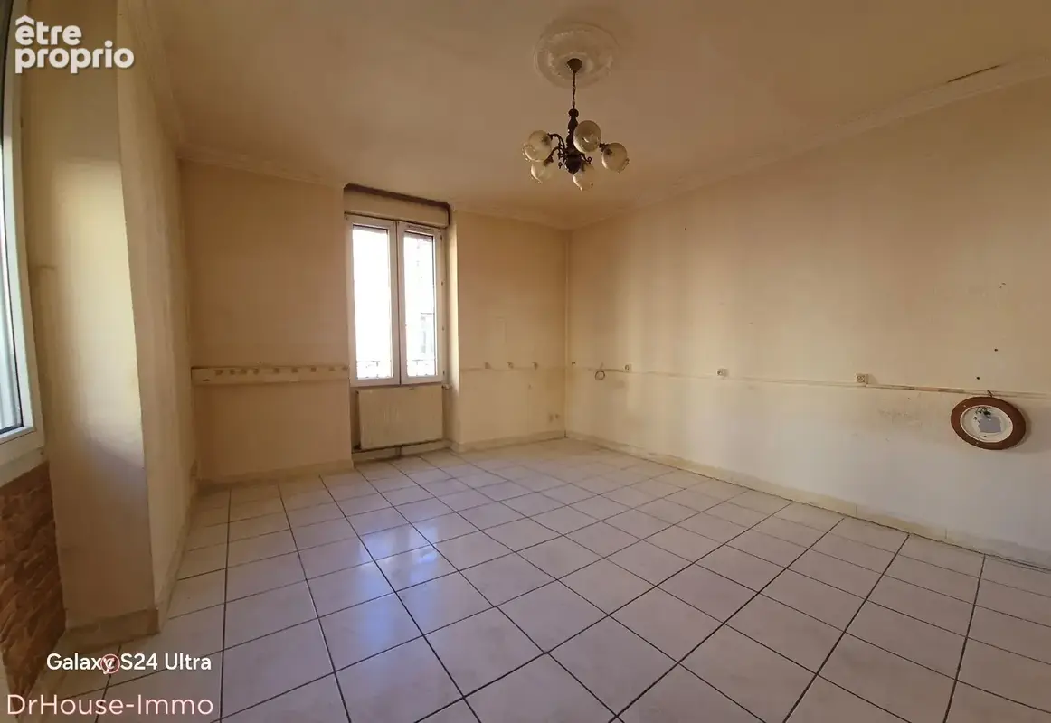 Appartement à SAINT-ETIENNE