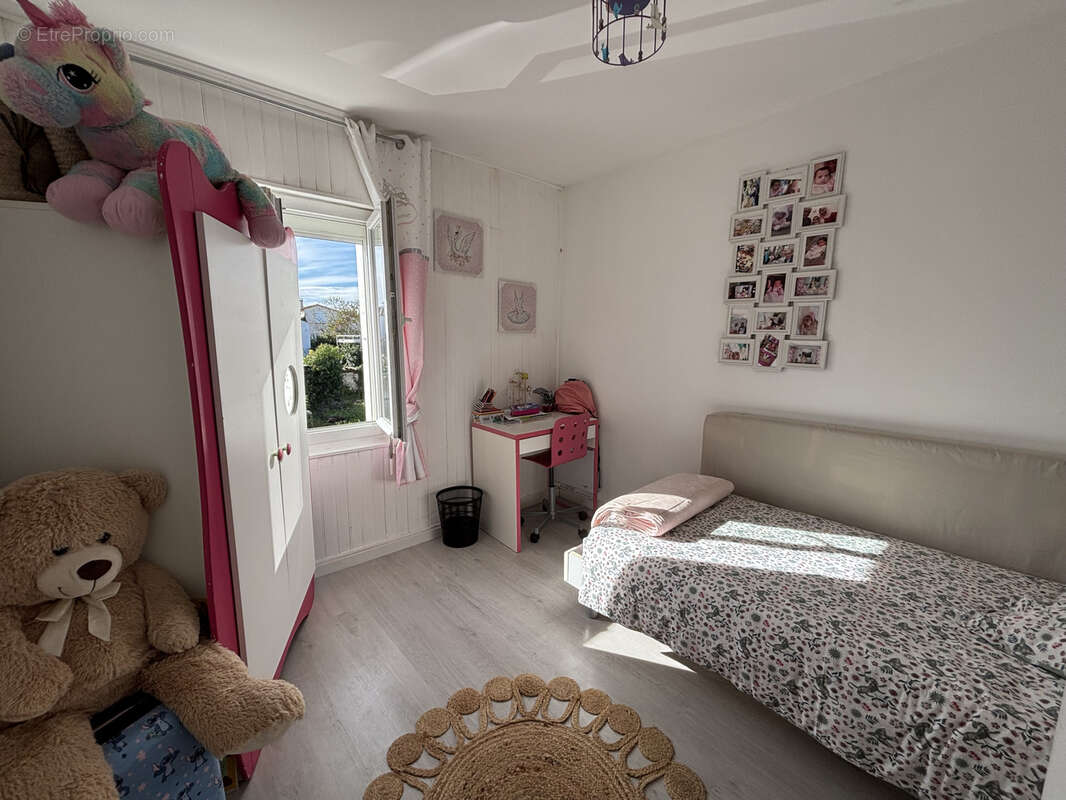 Maison à CROIX-CHAPEAU