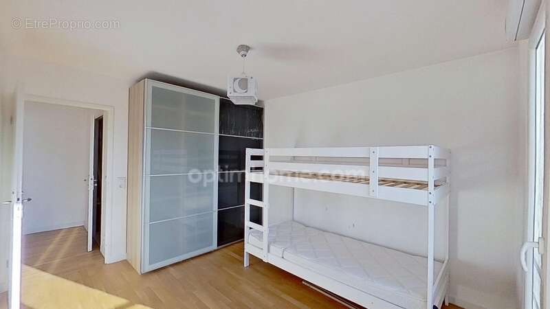 Appartement à MAISONS-ALFORT