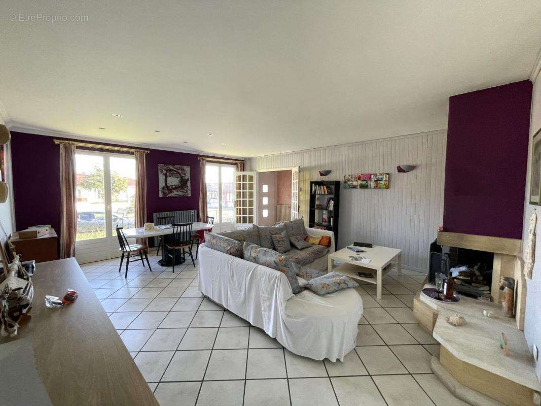 Maison à CARBON-BLANC