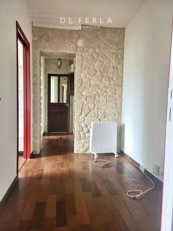 Appartement à PARIS-10E