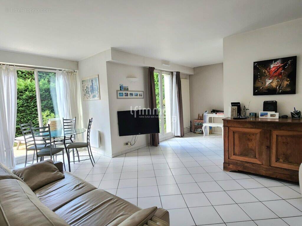 Appartement à CHAMPIGNY-SUR-MARNE