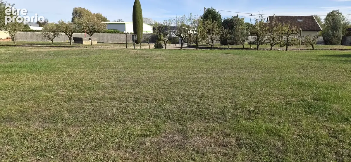 Terrain constructible de 1071 m2 plat. - photo 1