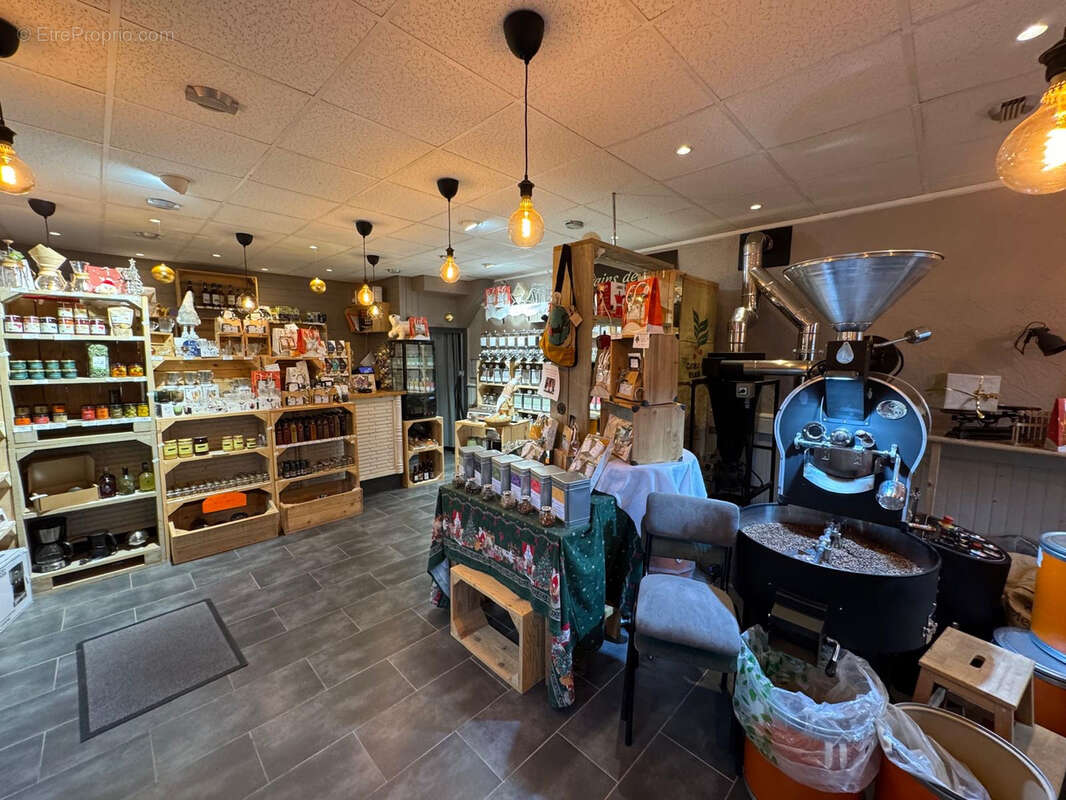 Commerce à YSSINGEAUX