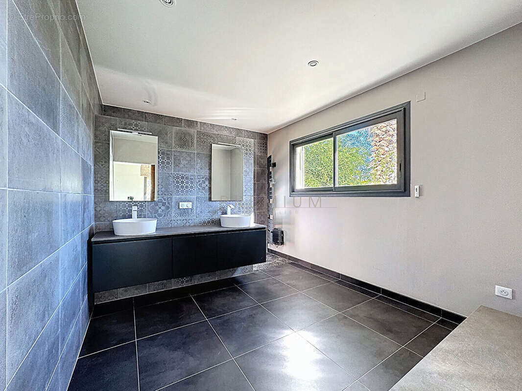 Maison à SAINT-GELY-DU-FESC