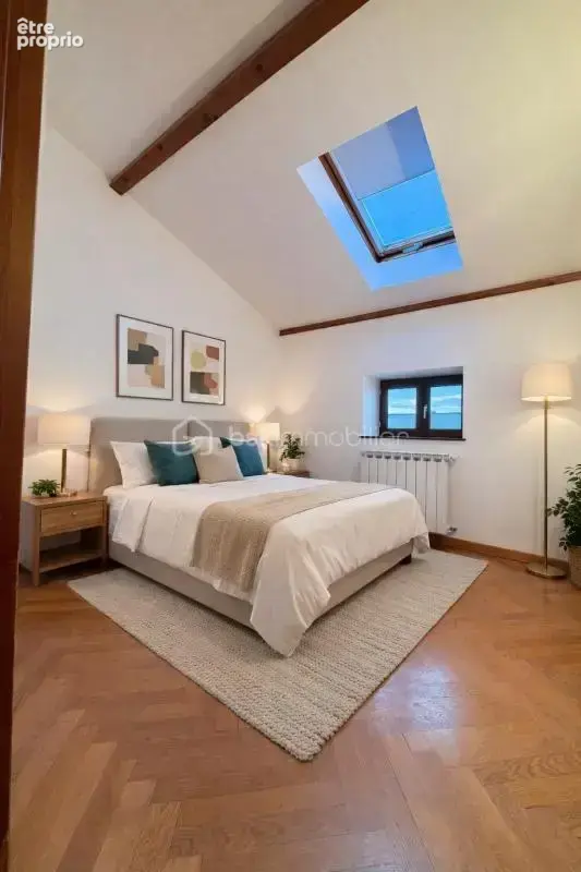Duplex type 4 au coeur du village avec cachet - photo 3
