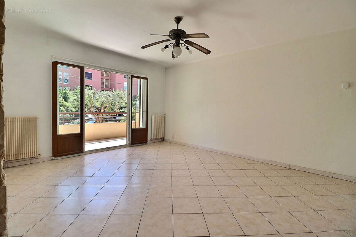 Appartement à SAINT-RAPHAEL