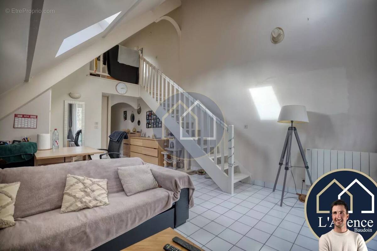 Appartement à EPERNON