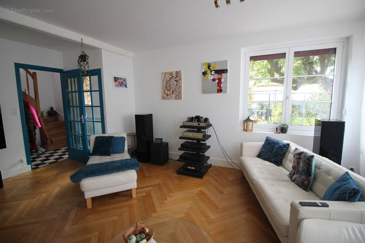 Maison à NUITS-SAINT-GEORGES