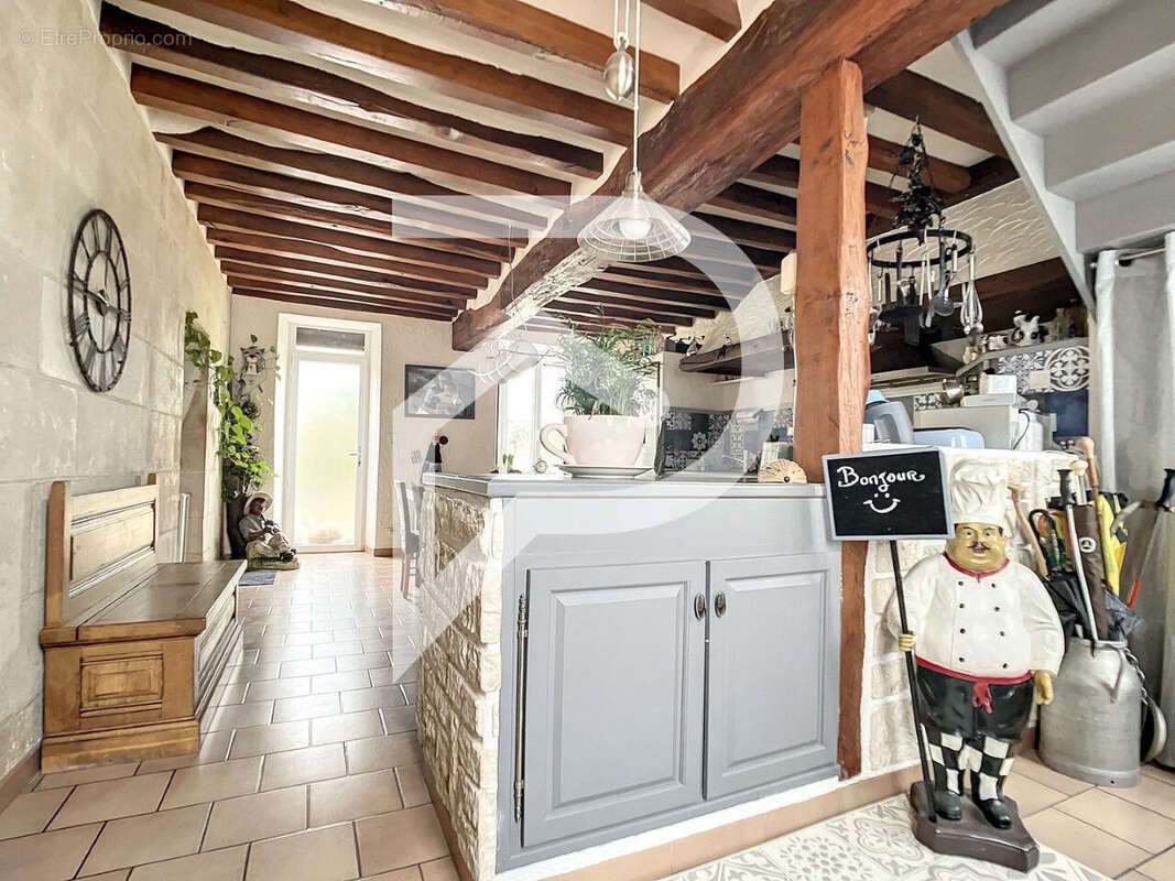 Maison à MONTIGNY-LENGRAIN