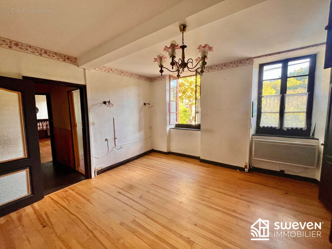 Maison à SAINTE-CROIX-VOLVESTRE