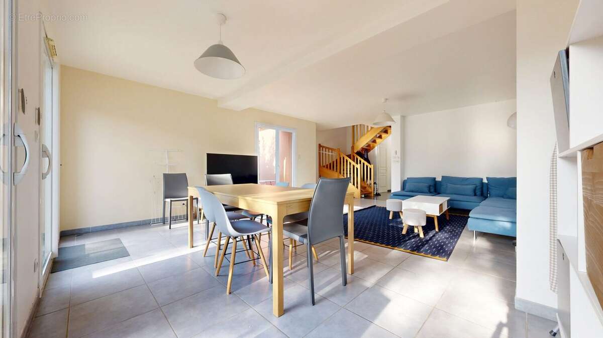 Maison à LYON-8E