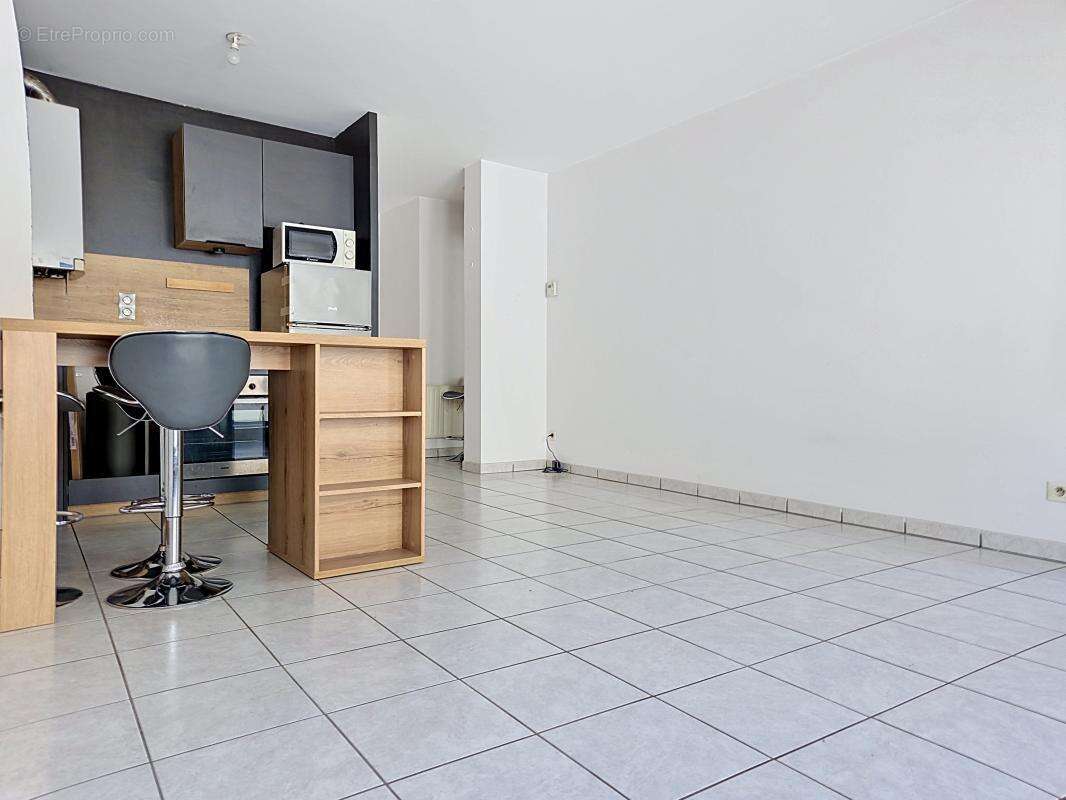 Appartement - 1 Chambre - Balcon - Proche commodités - photo 14