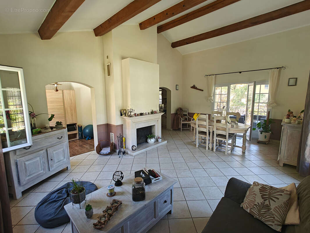 Maison à LA VALETTE-DU-VAR