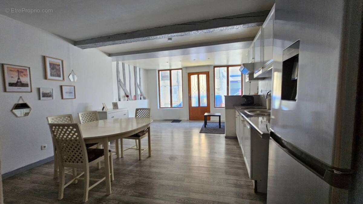 Appartement à BAR-SUR-SEINE