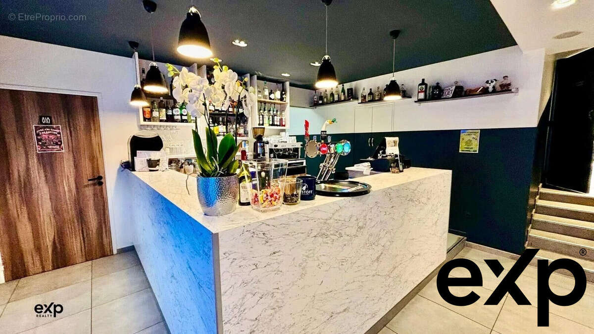 Commerce à CHALLES-LES-EAUX