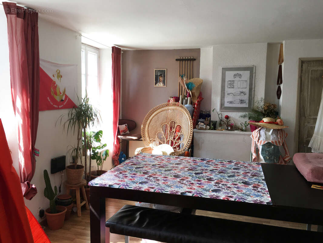 Maison à PLAN-DE-LA-TOUR