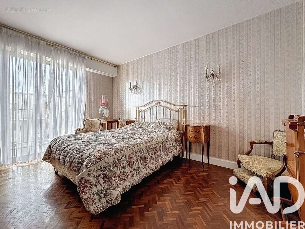 Photo 6 - Appartement à VERSAILLES