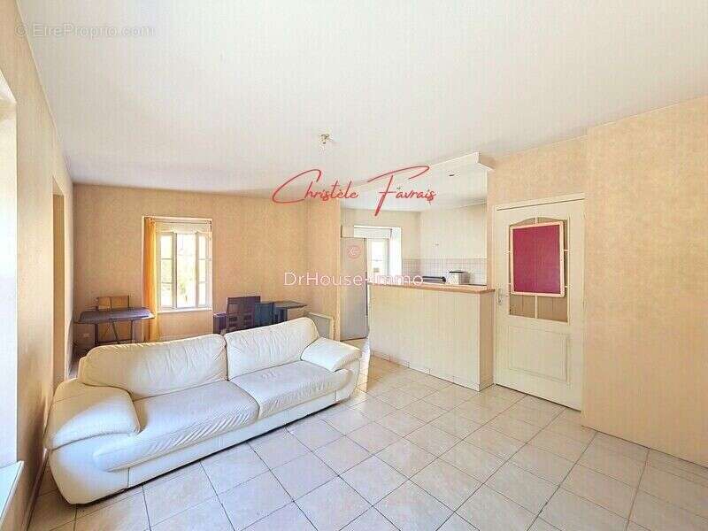 Appartement 67 m² à Louvigne-Du-Desert  - photo 3