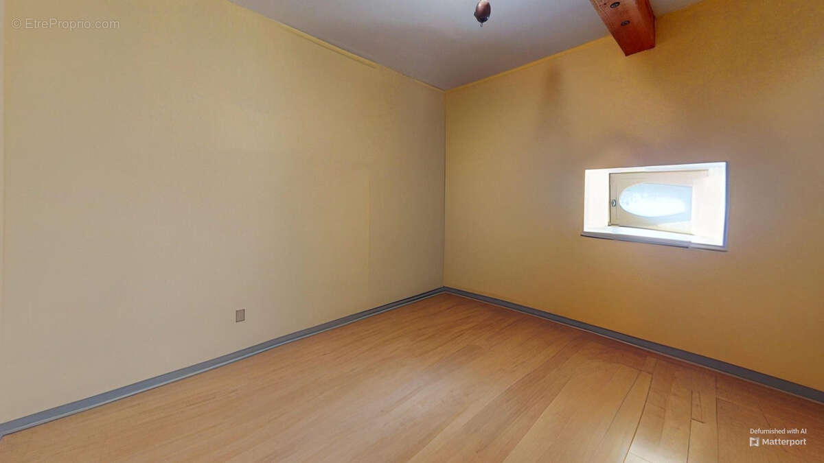 Appartement à LA SEAUVE-SUR-SEMENE