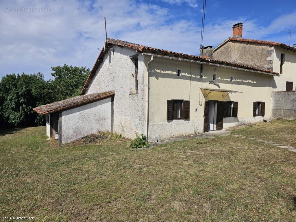 Maison à SAUZE-VAUSSAIS