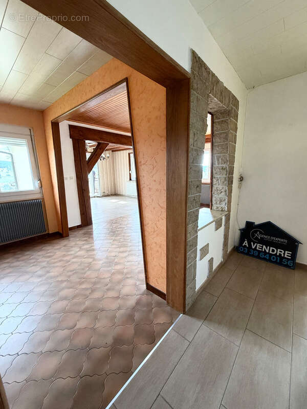 Maison 170 m² à Les Fins  - photo 5