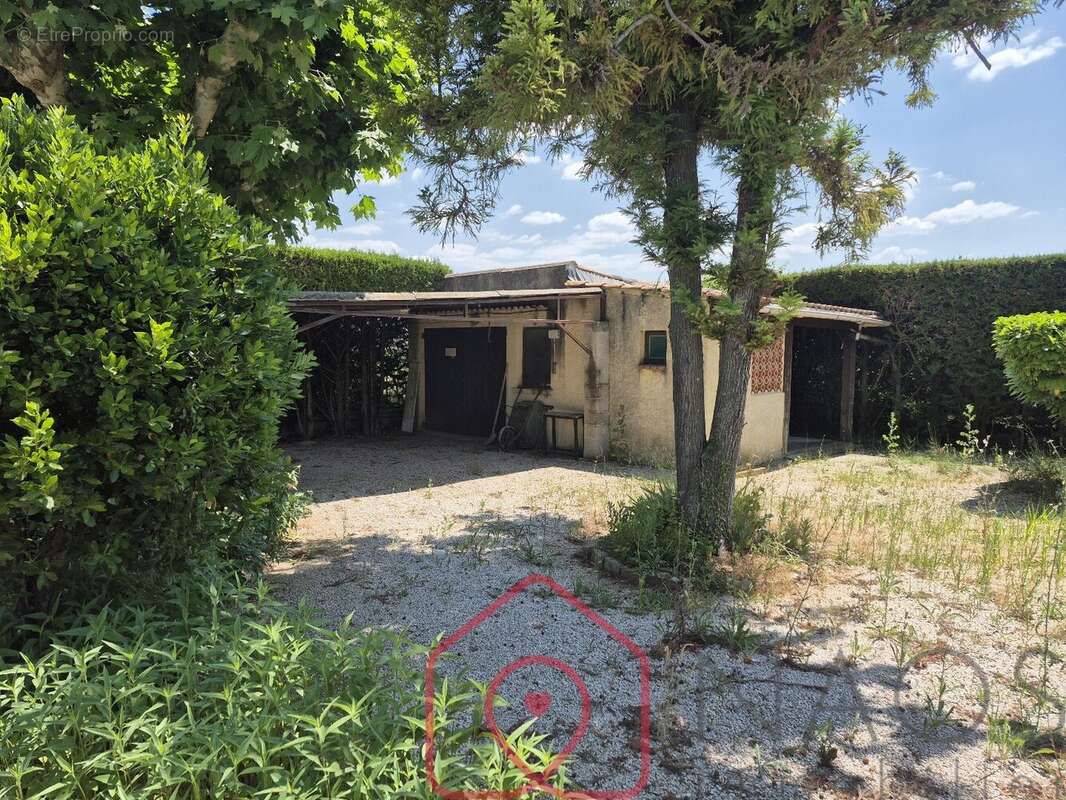 Vinon sur verdon villa de 120 m², 2 chambres sur 1070 m² de terrain - photo 3
