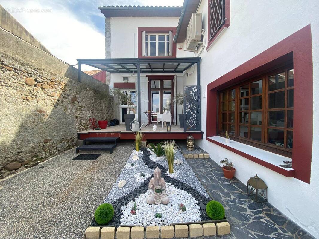 Photo 1 - Maison à MONTREJEAU