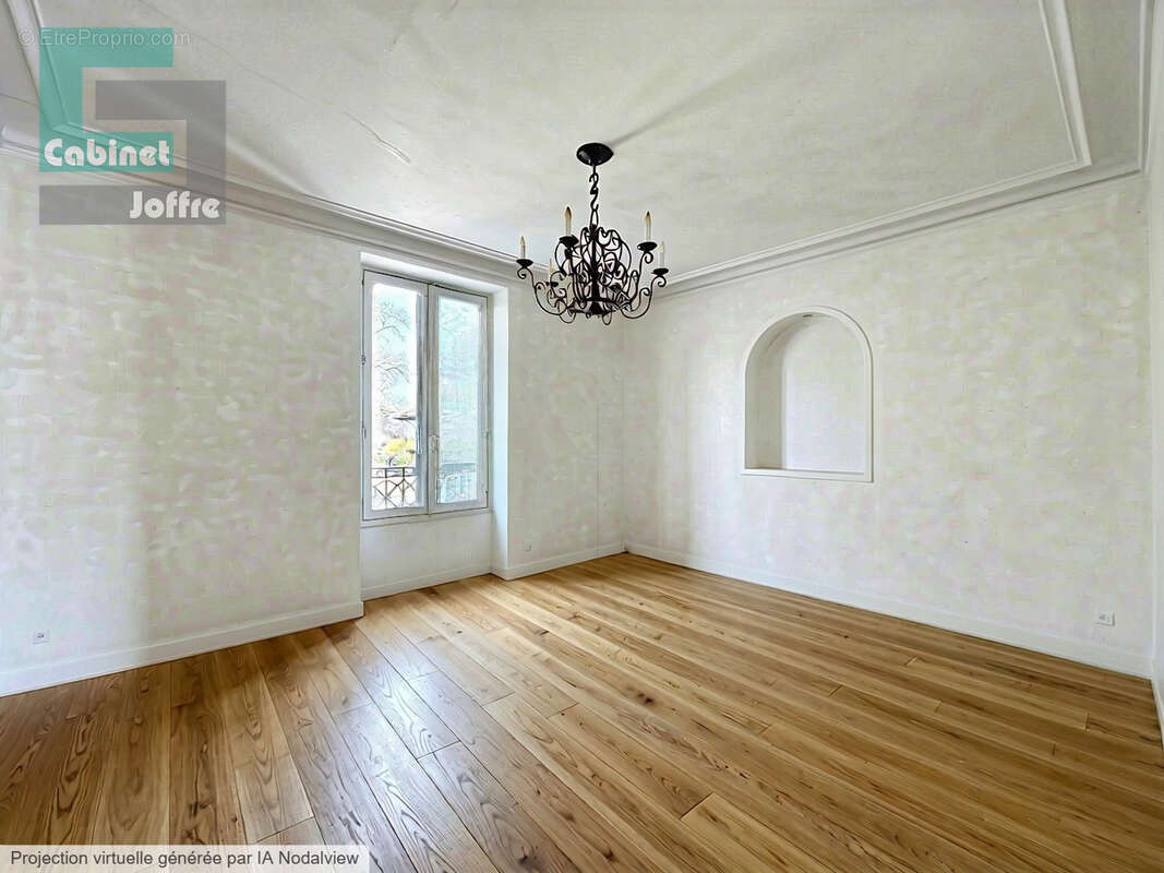 Maison à VULAINES-SUR-SEINE