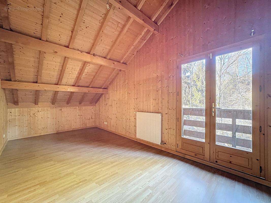 Maison à THORENS-GLIERES