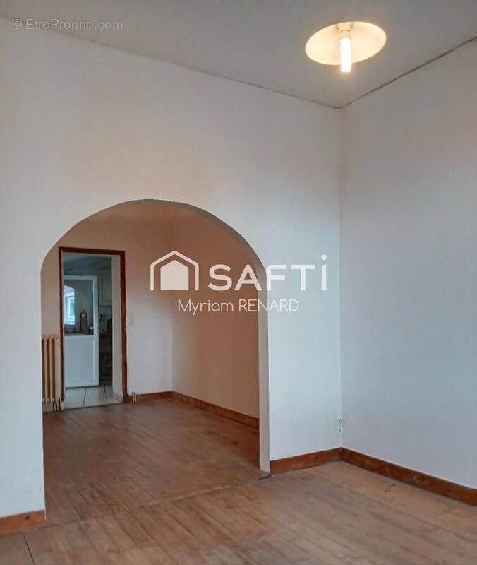 Photo 1 - Maison à SAINTES