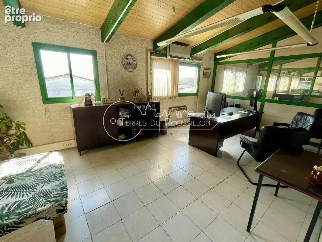 Entrepot spacieux 1531 m2 avec chambres froides polygone nord - photo 8
