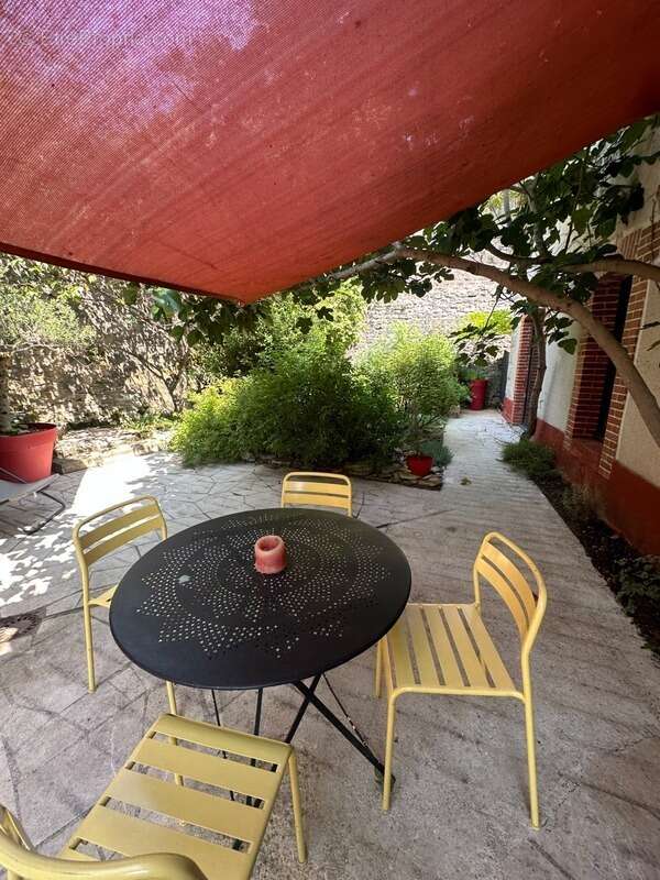 Maison à ALISE-SAINTE-REINE