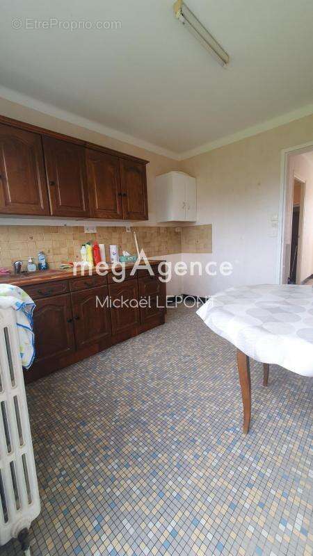 Maison à SAINT-BERTHEVIN