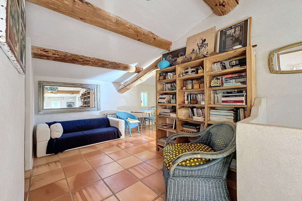 Maison à SAIGNON
