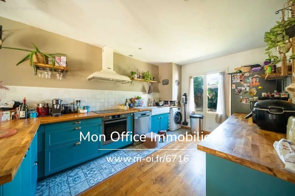 Maison à PERTUIS