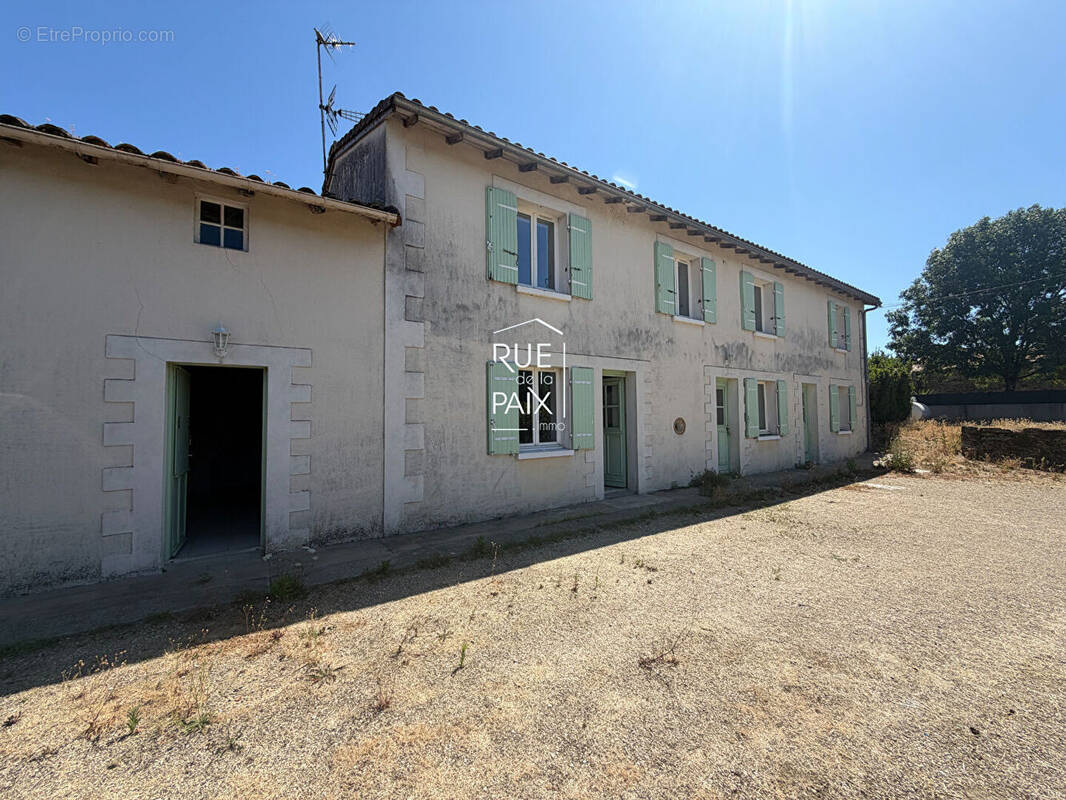 Maison à AUGE