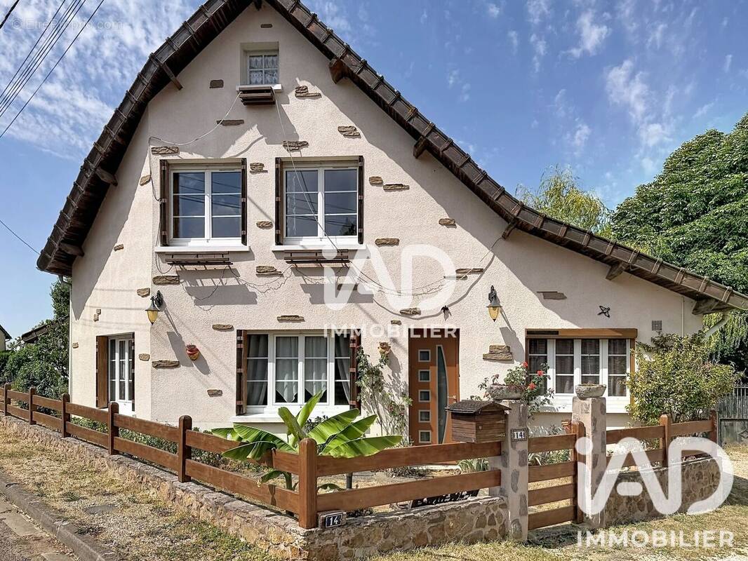 Photo 1 - Maison à LIXY